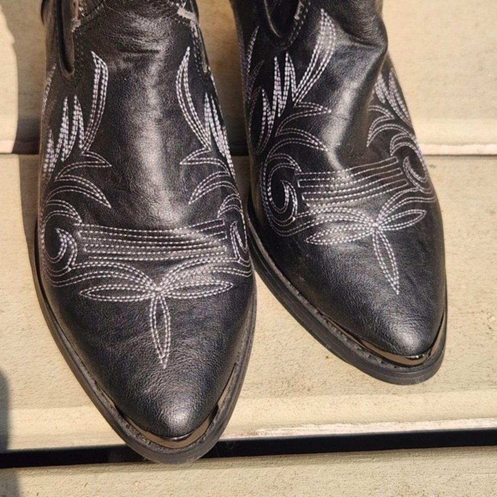 Dingo Womens Black Studded Cowboy Boots Floral Embroidered Western Size 8M - Picture 4 of 15
